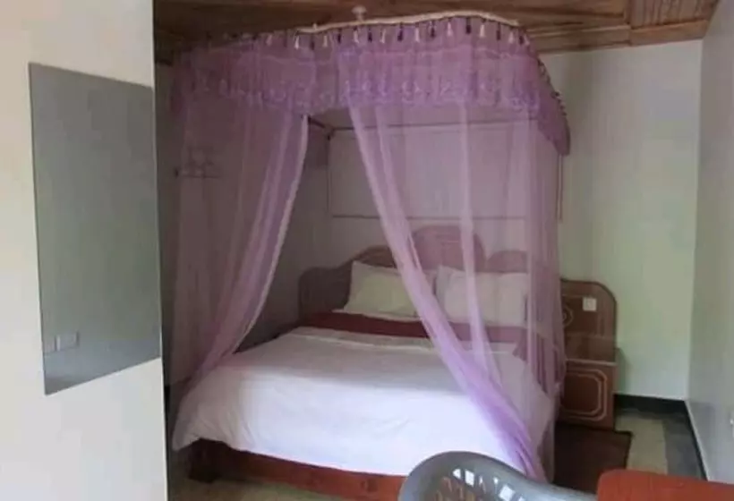 پانسیون Kape Samaritan Guest House