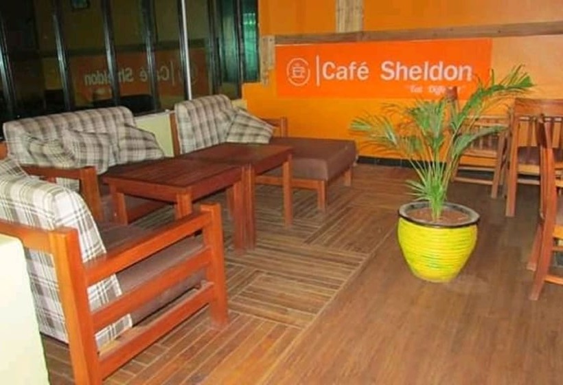 پانسیون Kape Samaritan Guest House