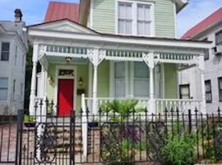 ペンション Luxurious Private Suites In Downtown Charleston