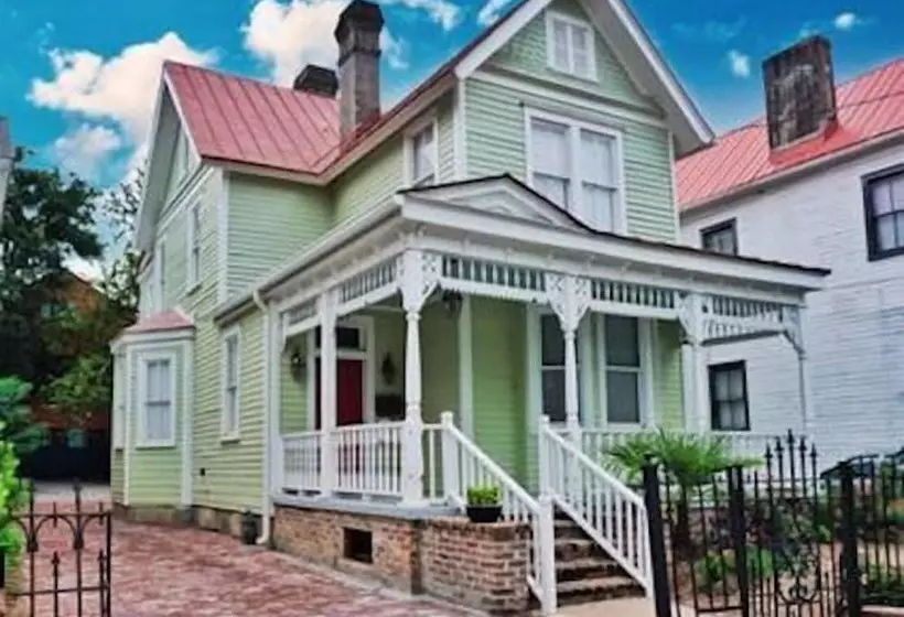 ペンション Luxurious Private Suites In Downtown Charleston