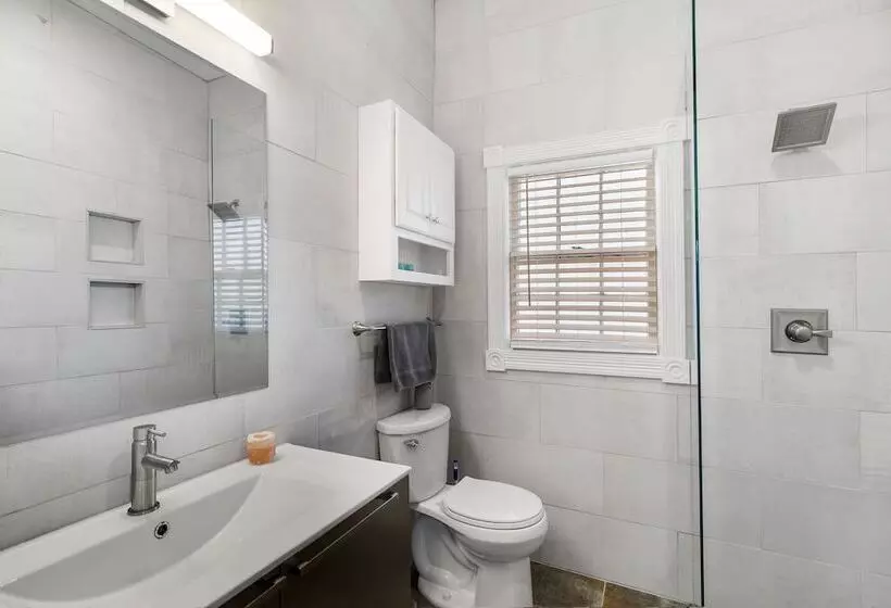 ペンション Luxurious Private Suites In Downtown Charleston