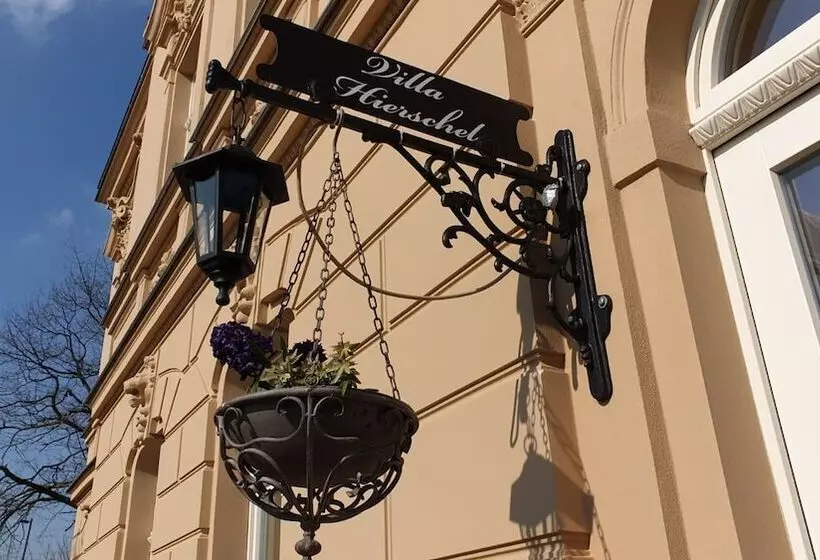 Majatalo Villa Hierschel