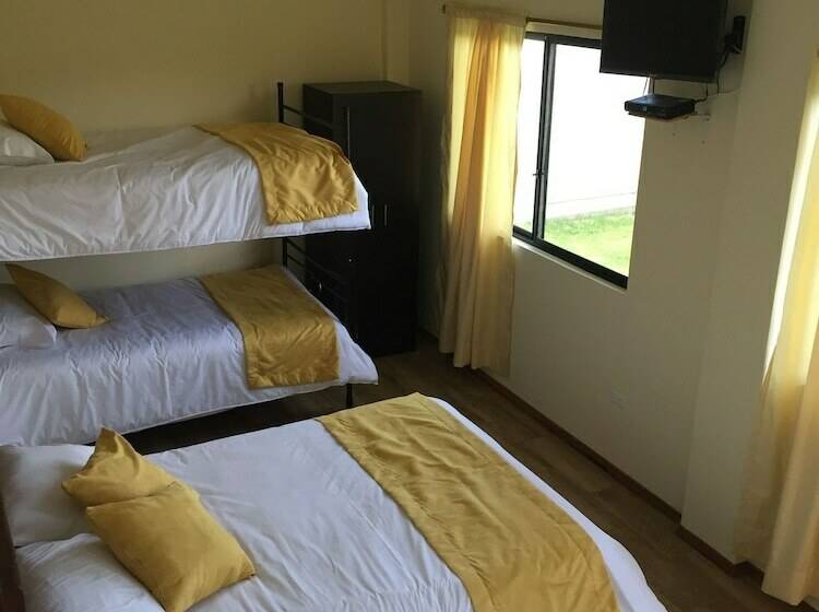 Tababela Airport B&b