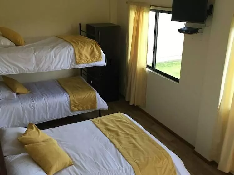 Tababela Airport B&b