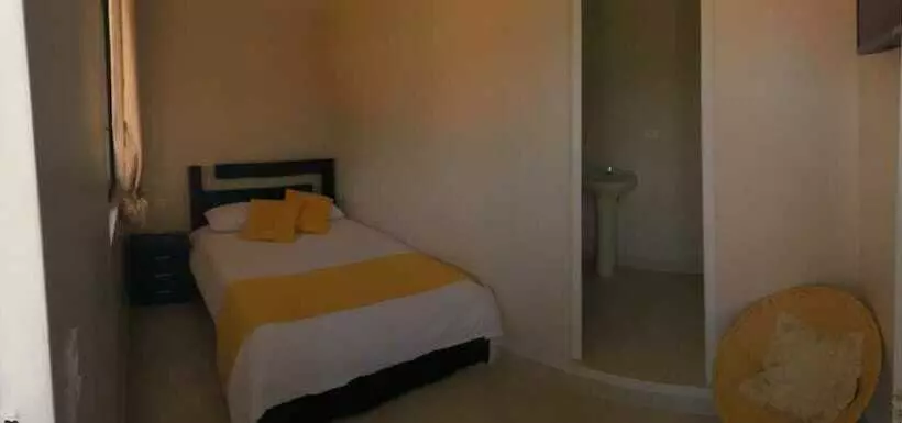 Tababela Airport B&b