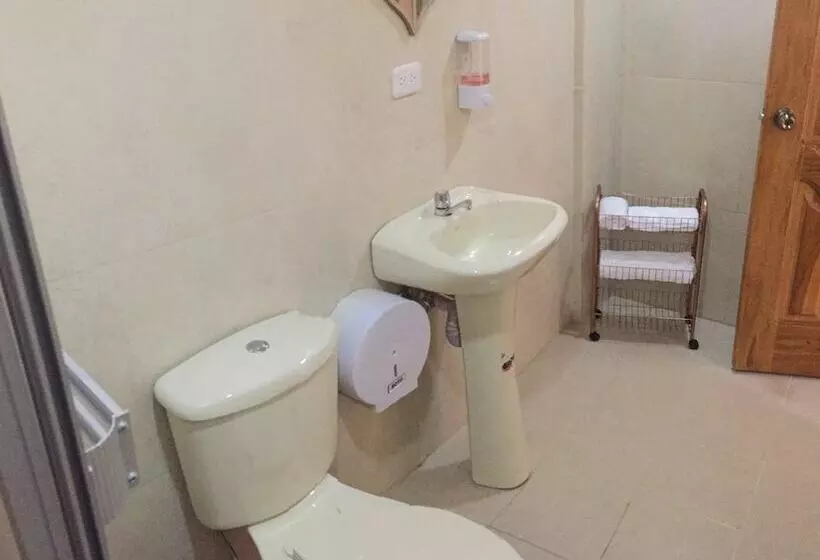 Tababela Airport B&b