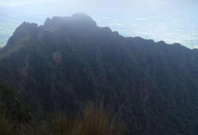 The Secret Garden Cotopaxi   Hostel