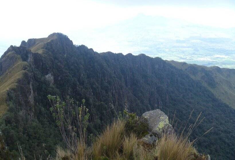 The Secret Garden Cotopaxi   Hostel
