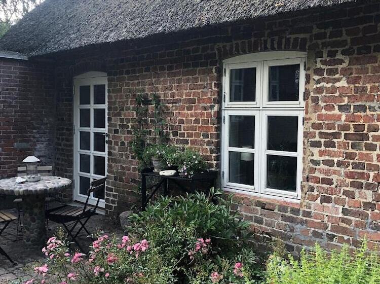 Bed and Breakfast Agerfeld Gl. Skole