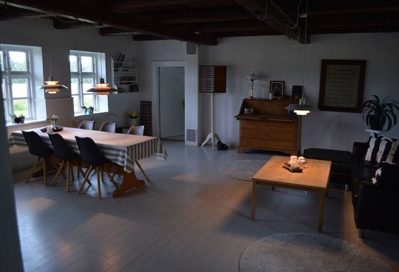 Bed and Breakfast Agerfeld Gl. Skole