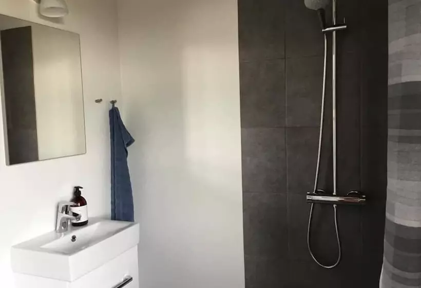 Aamiaismajoitus (B&B) Agerfeld Gl. Skole