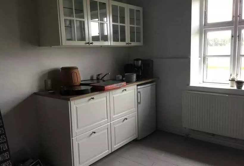 Aamiaismajoitus (B&B) Agerfeld Gl. Skole