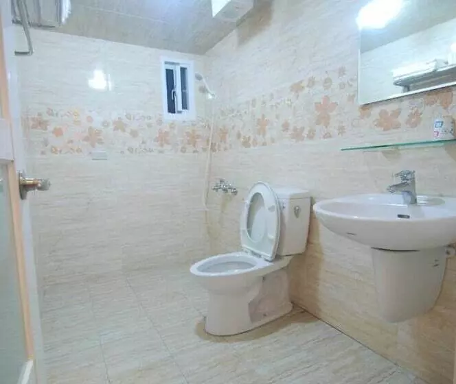 تختخواب و صبحانه Bluesha Homestay