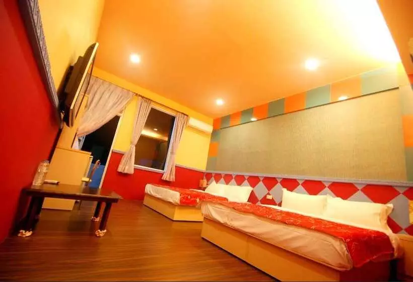 تختخواب و صبحانه Bluesha Homestay