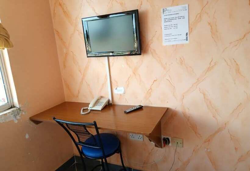 تختخواب و صبحانه Dillions Highway Motel