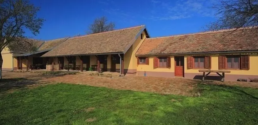 Aamiaismajoitus (B&B) Sobe Kod Baje   Baranjska Kuca