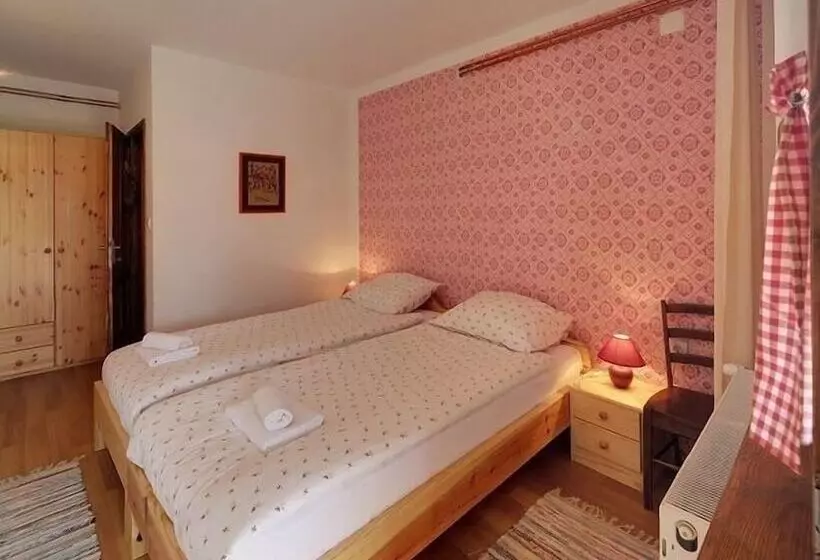 Aamiaismajoitus (B&B) Sobe Kod Baje   Baranjska Kuca