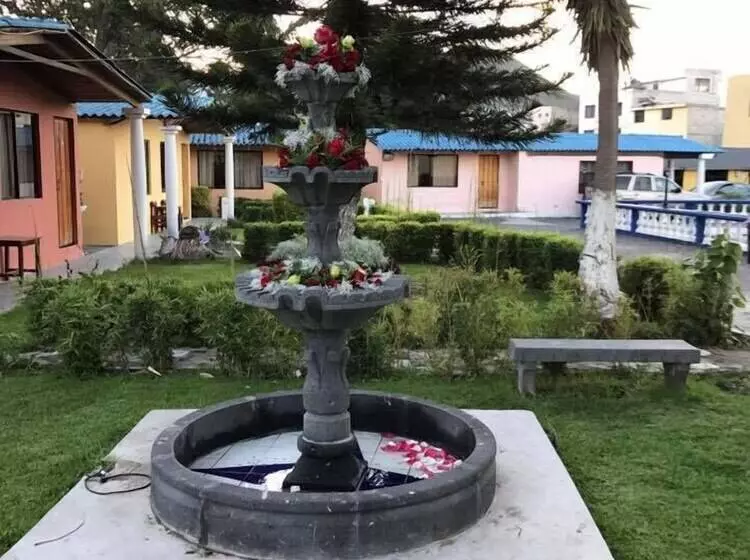 簡易ホテル Hosteria El Cano