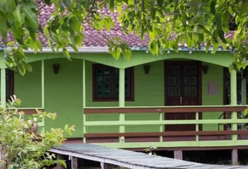 Hotelli Amazon Resort Island