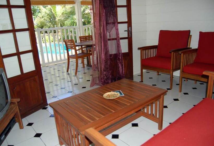 هتل Baobab Et Palmiers