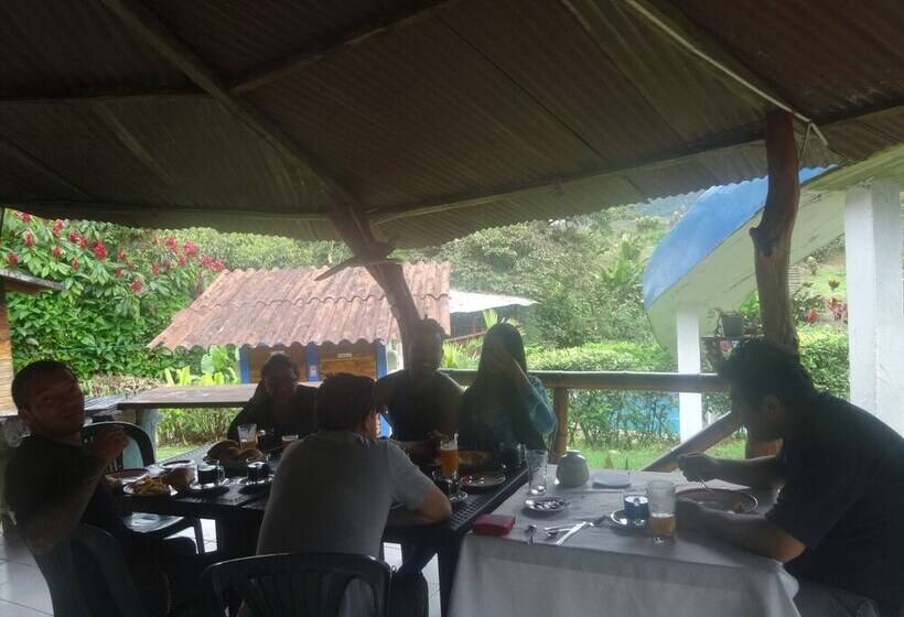 فندق Cabañas Golden Tanager