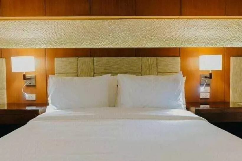 Hotelli Lakawon Island Resort