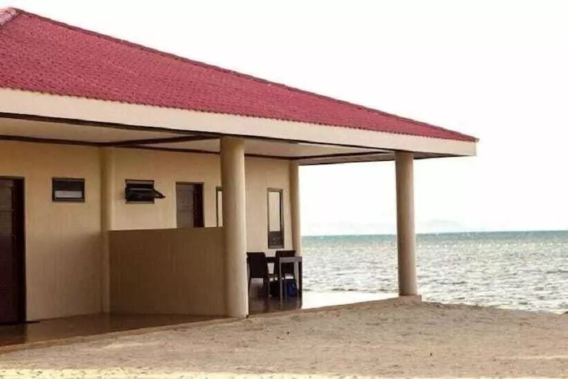 Hotelli Lakawon Island Resort