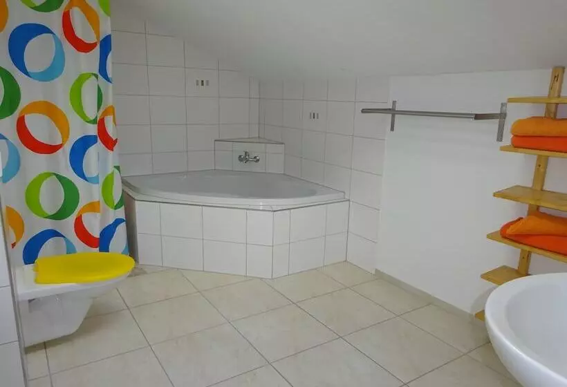 田舎風ホテル Rehalp