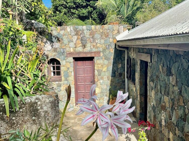 هتل The Paradise Peak Adults Only