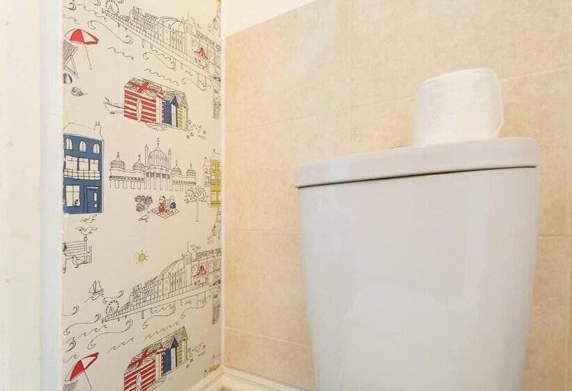 בית מלון כפרי Innit Rooms   Upper Rock