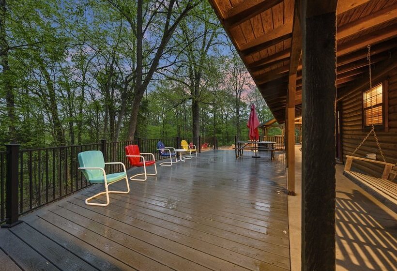 Lacey Dogwood Family Cabin With Free Wifi And Private Bbq By Redawning