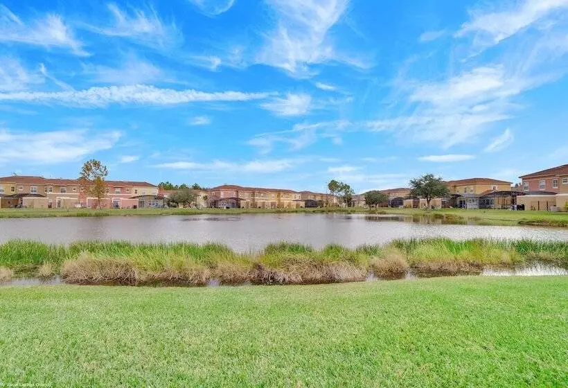 Newly Renovated, Spacious 3bd/2.5ba Villa With Lake View, Near Disney #3tv709