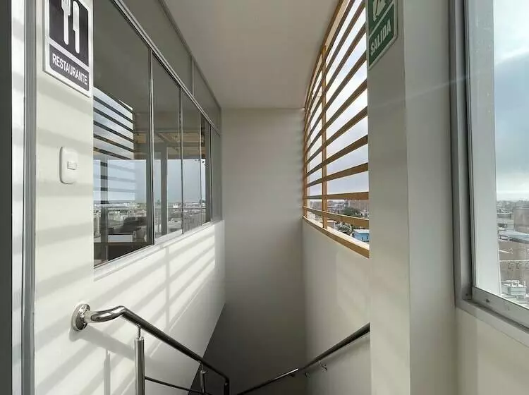 Paris Senlis Hostel Plus