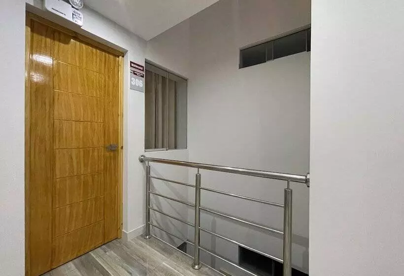 Paris Senlis Hostel Plus