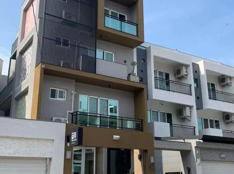 پانسیون Alleyway Homestay