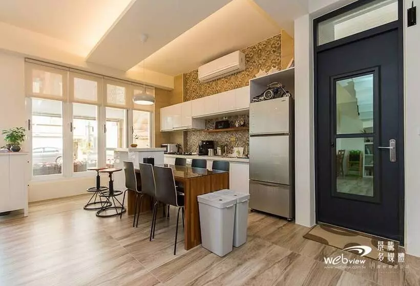 پانسیون Alleyway Homestay