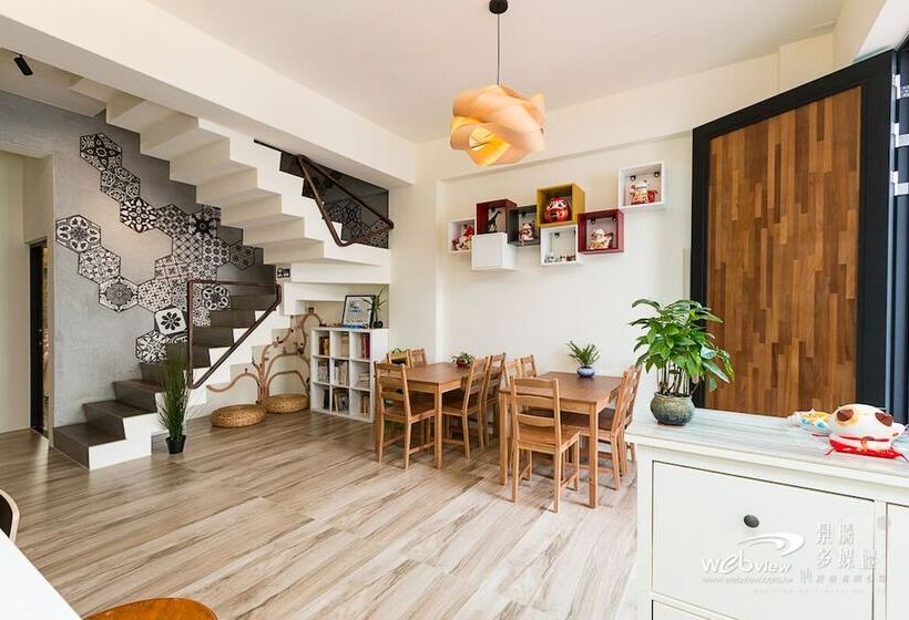 پانسیون Alleyway Homestay