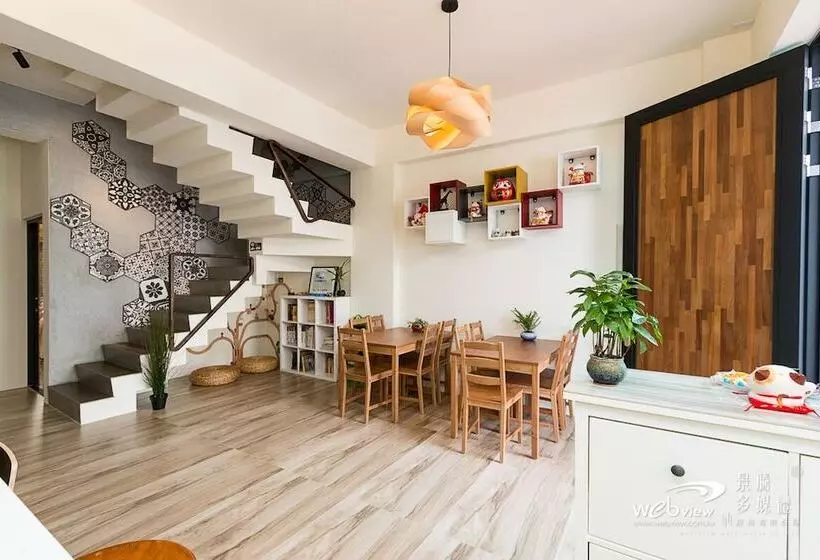 پانسیون Alleyway Homestay