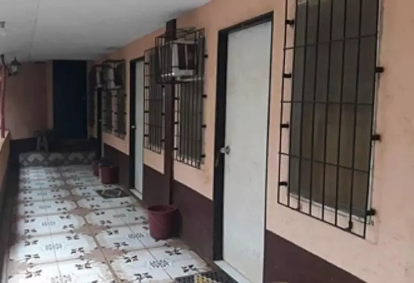 Majatalo Eg Rusiana Boarding House