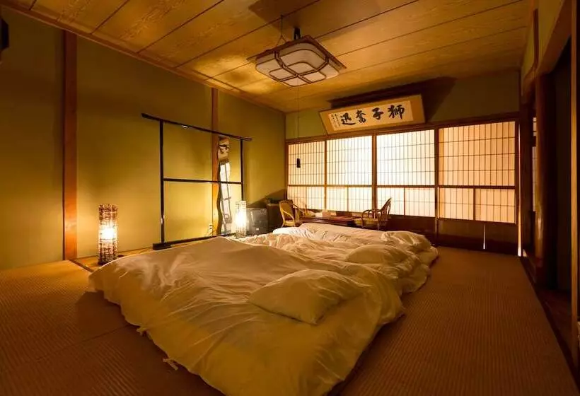 Majatalo Guesthouse Iroha