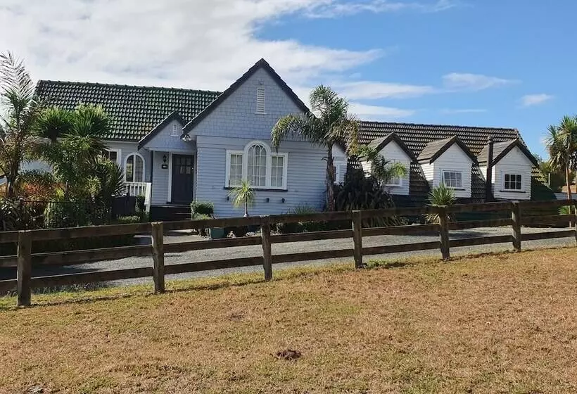 ペンション Koromatua Homestead