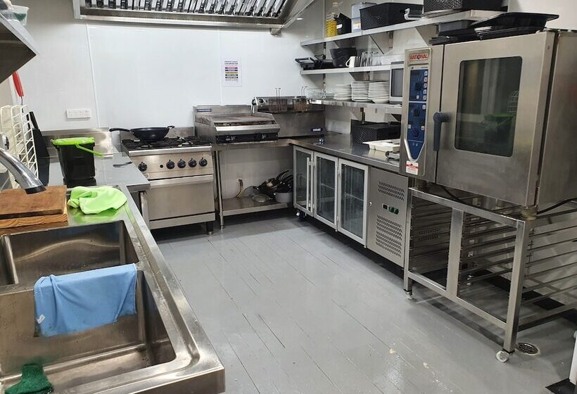 פנסיון Koromatua Homestead