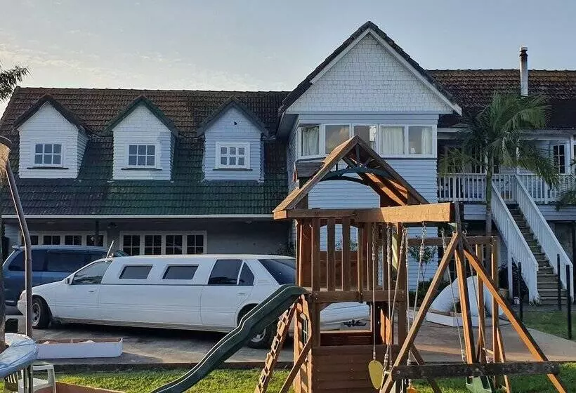 ペンション Koromatua Homestead