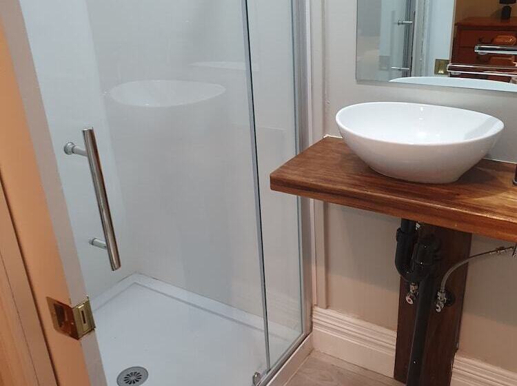 פנסיון Koromatua Homestead