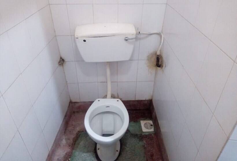 پانسیون Marina Inn