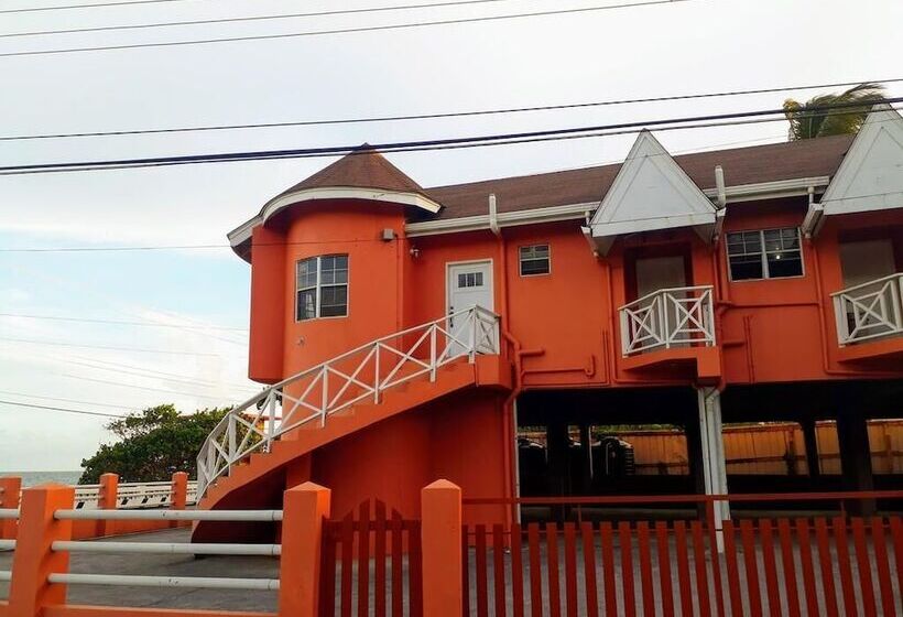 پانسیون Max Retreats