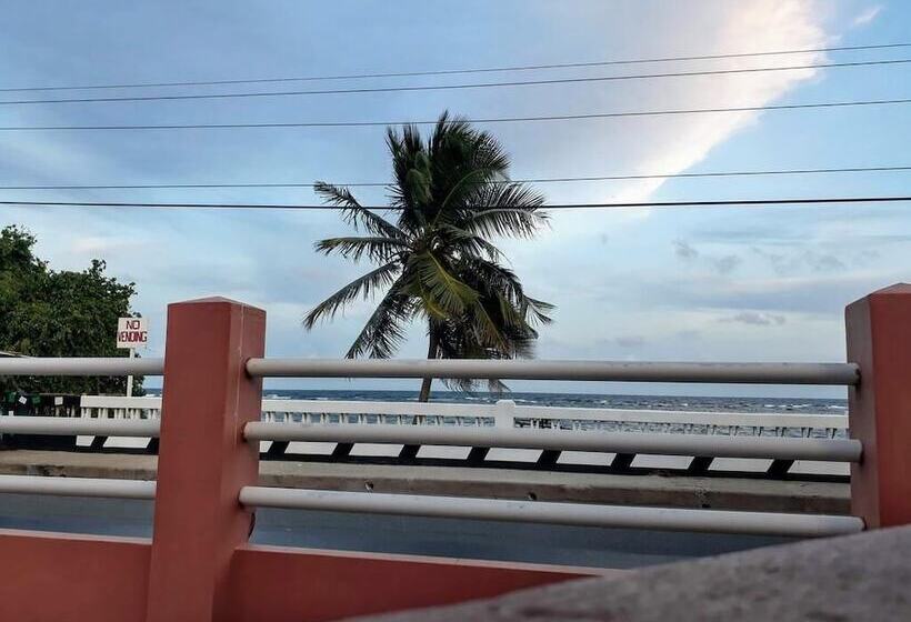 پانسیون Max Retreats