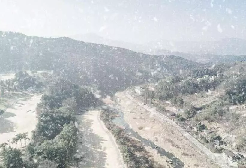 Majatalo Morning Palace