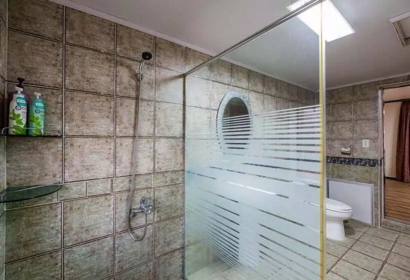 Majatalo Morning Palace