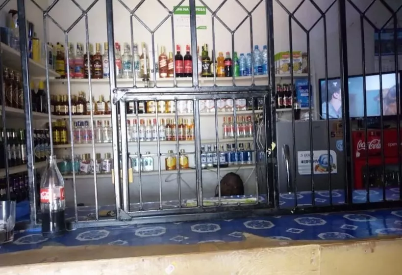 پانسیون The Place Bar And Restaurant